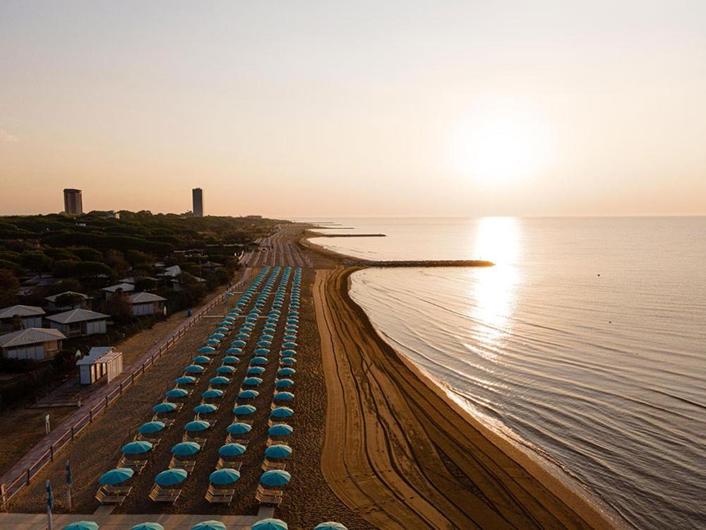Estivo Premium Deluxe Mobile Homes On Camping Malibu Beach Jesolo Extérieur photo