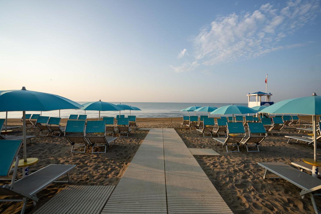 Estivo Premium Deluxe Mobile Homes On Camping Malibu Beach Jesolo Extérieur photo